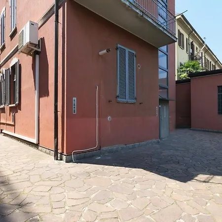 Primopiano - Pellegrino Rossi B Apartamento *
