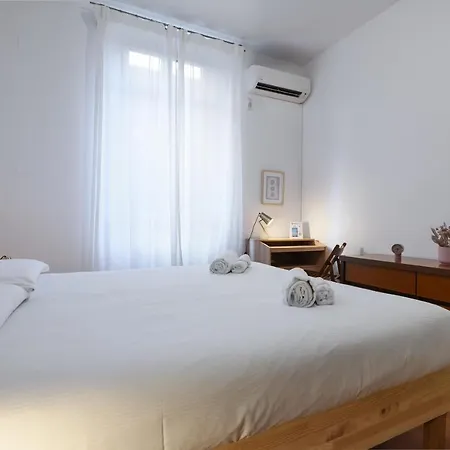 Primopiano - Pellegrino Rossi B Apartamento *